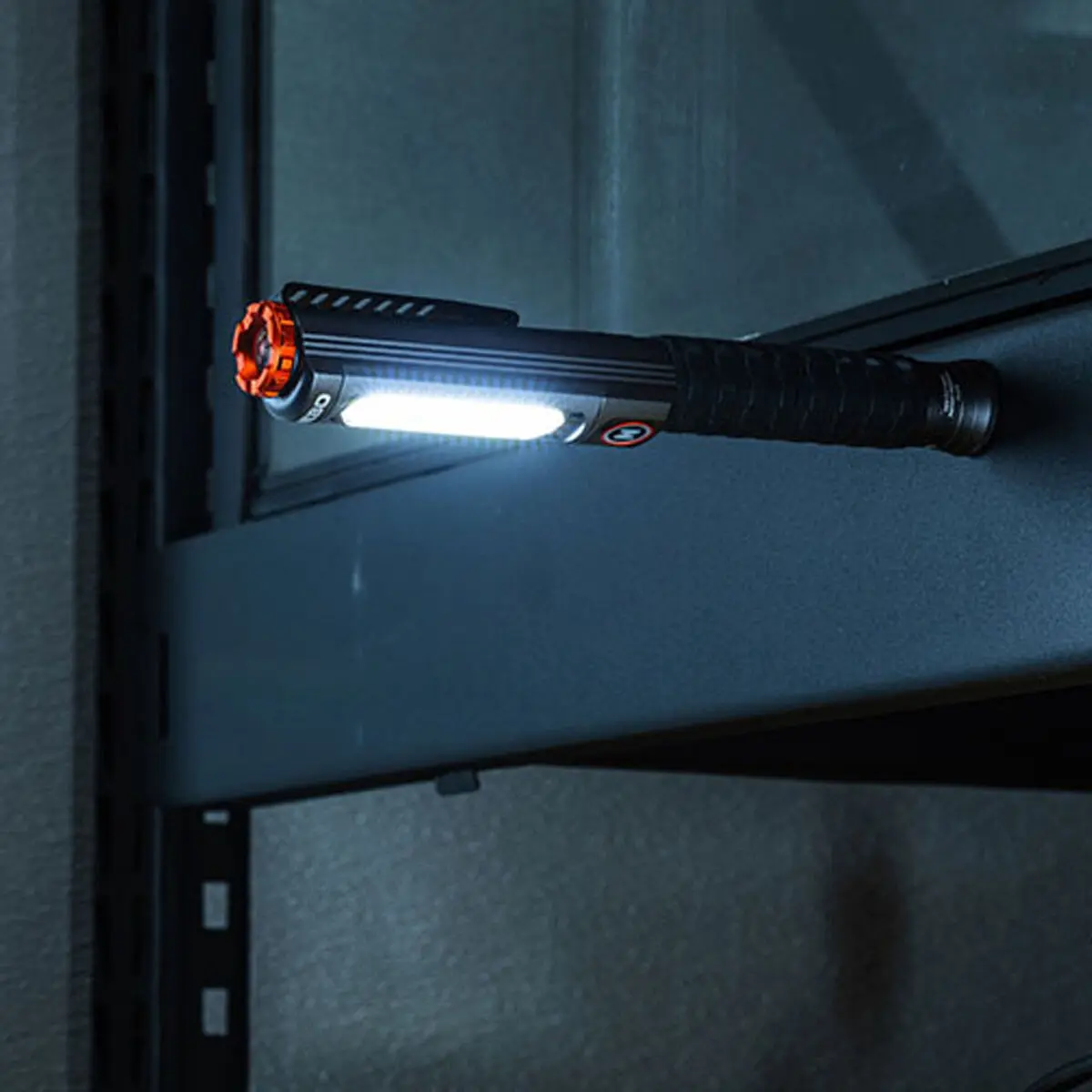 Torcia LED ricaricabile Nebo Big Larry Pro+ 600 lm