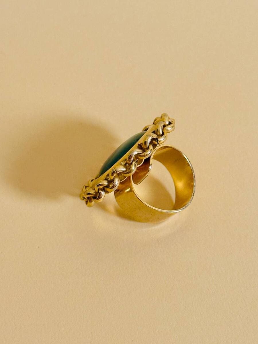 bl anello dorato con pietra verde laurana 5