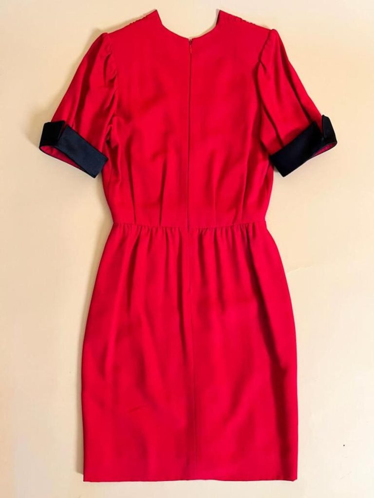bl mini dress rosso e nero yves saint laurent variation 11 768x1024