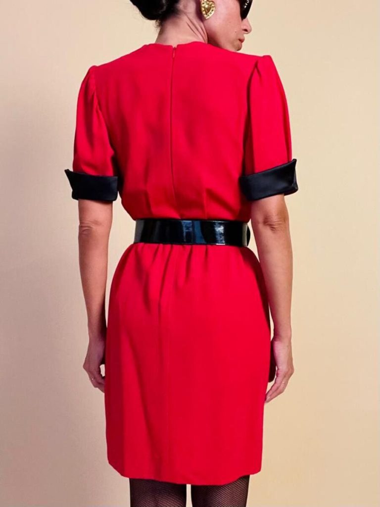 bl mini dress rosso e nero yves saint laurent variation 3 768x1024