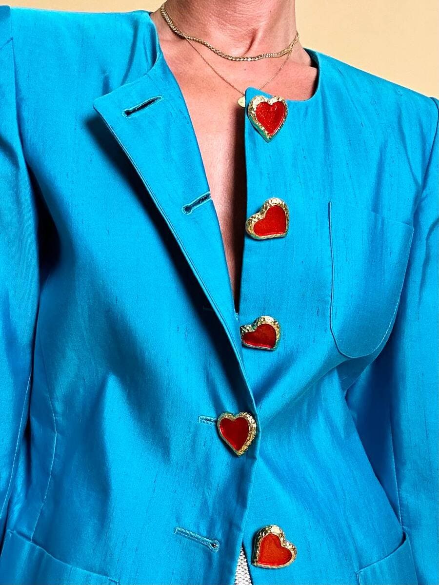 bl blazer in shantung turchese con bottoni gioiello a forma di cuore 20